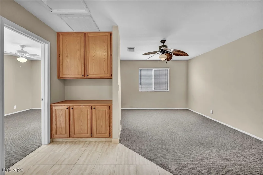 10024 Skipper, Las Vegas, NV 89117