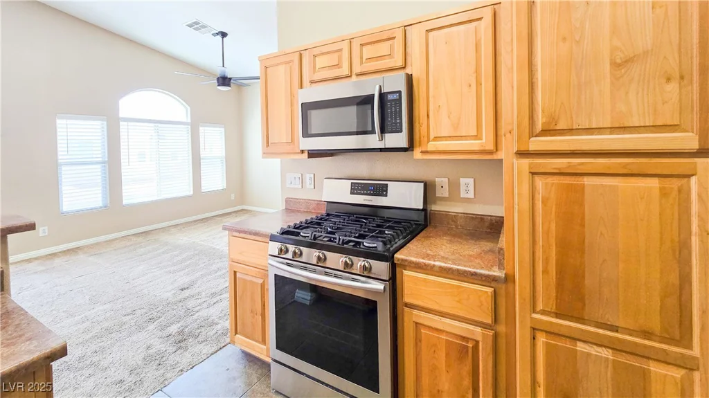 8718 Tom Noon, Las Vegas, NV 89178