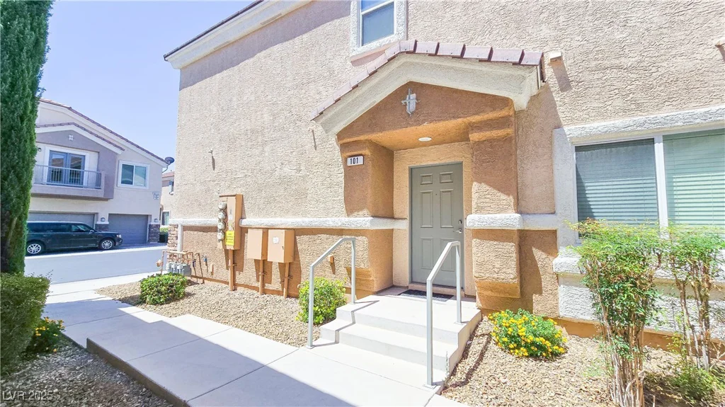 8718 Tom Noon, Las Vegas, NV 89178