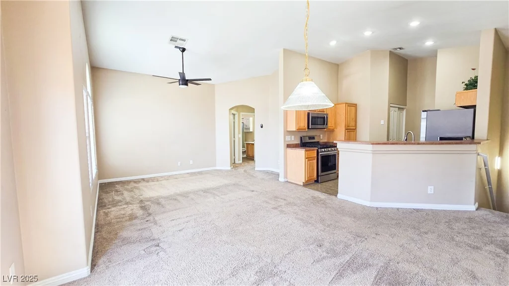 8718 Tom Noon, Las Vegas, NV 89178