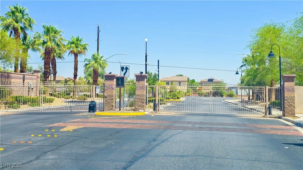 8718 Tom Noon, Las Vegas, NV 89178