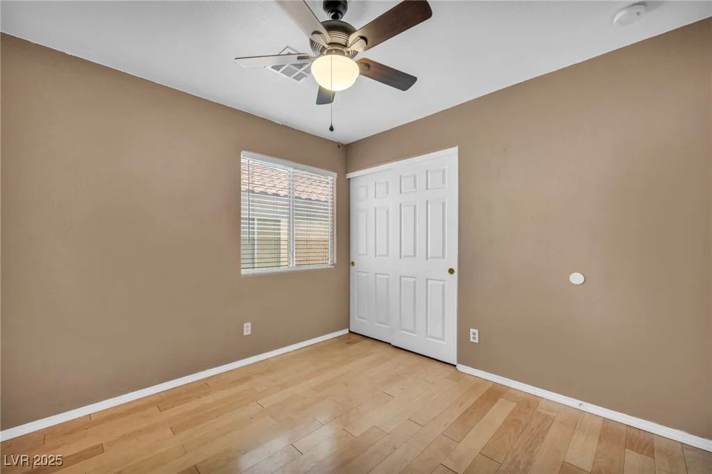 8557 Hidden Pines, Las Vegas, NV 89143