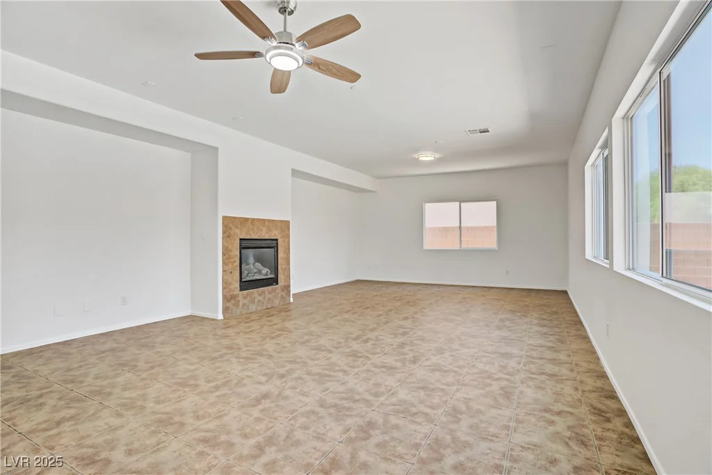 1208 Silver Bark, North Las Vegas, NV 89081