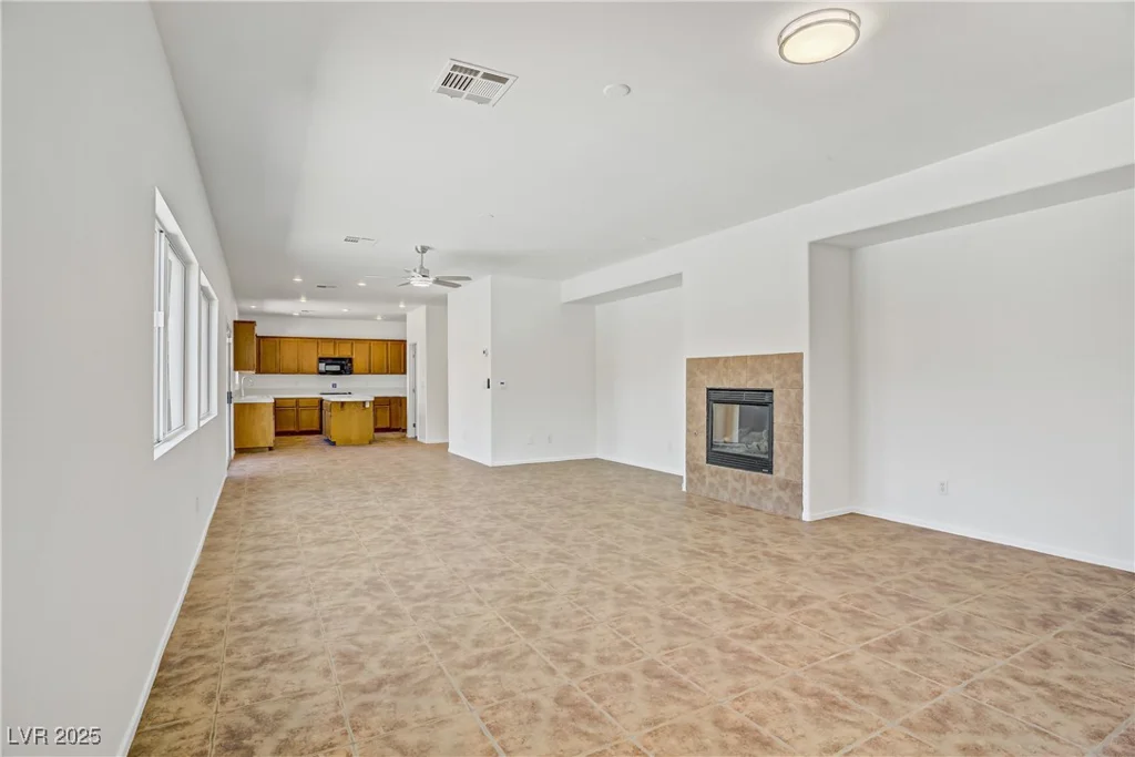 1208 Silver Bark, North Las Vegas, NV 89081
