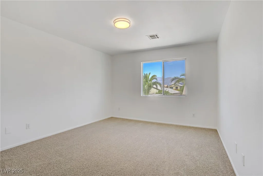 1208 Silver Bark, North Las Vegas, NV 89081