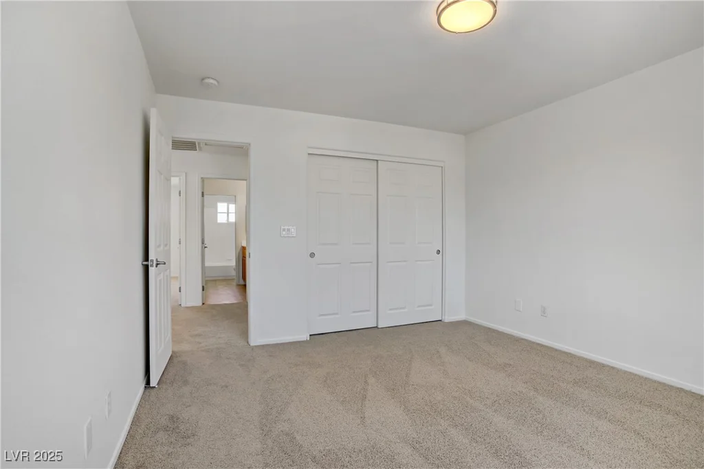 1208 Silver Bark, North Las Vegas, NV 89081