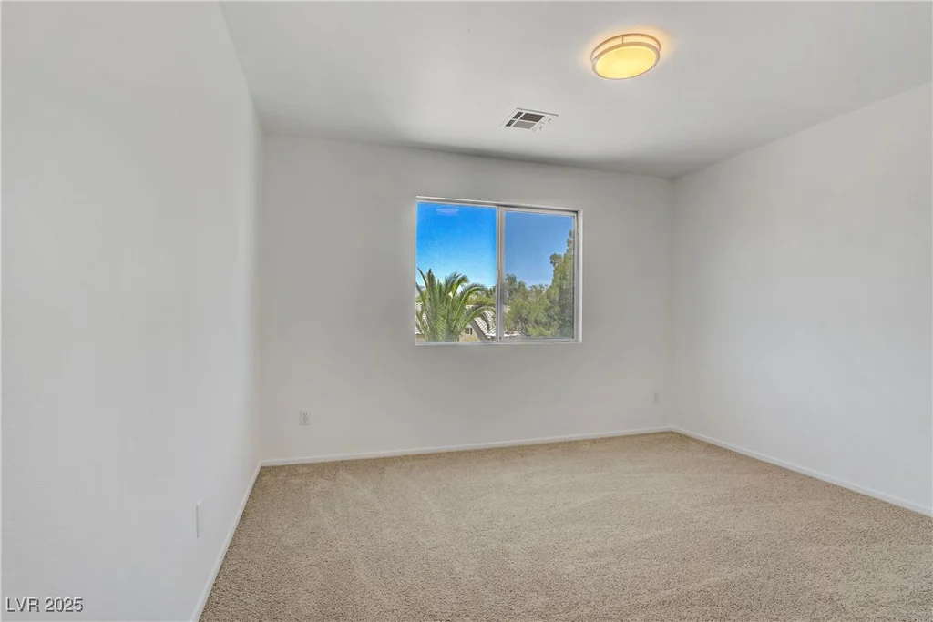 1208 Silver Bark, North Las Vegas, NV 89081