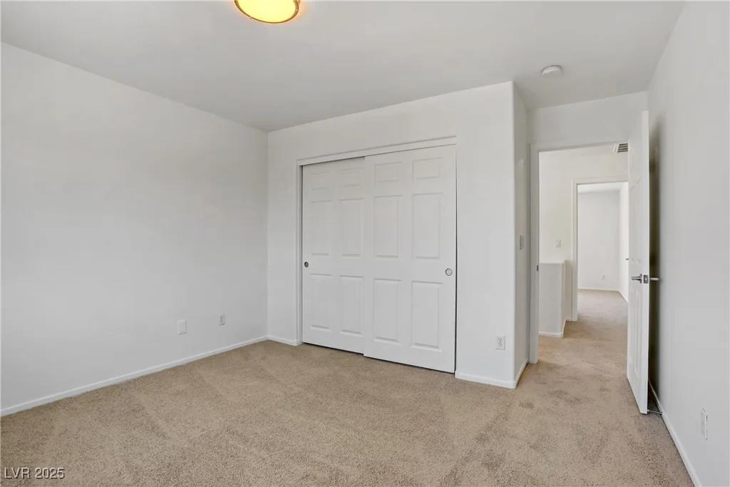 1208 Silver Bark, North Las Vegas, NV 89081