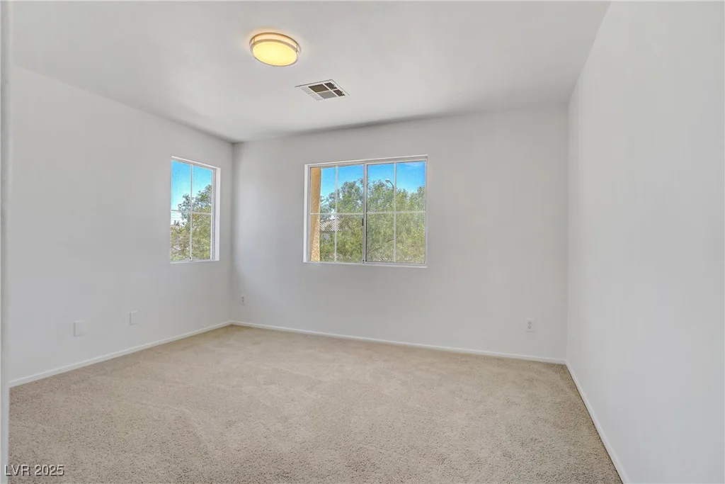 1208 Silver Bark, North Las Vegas, NV 89081