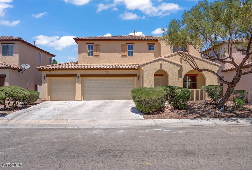1208 Silver Bark, North Las Vegas, NV 89081