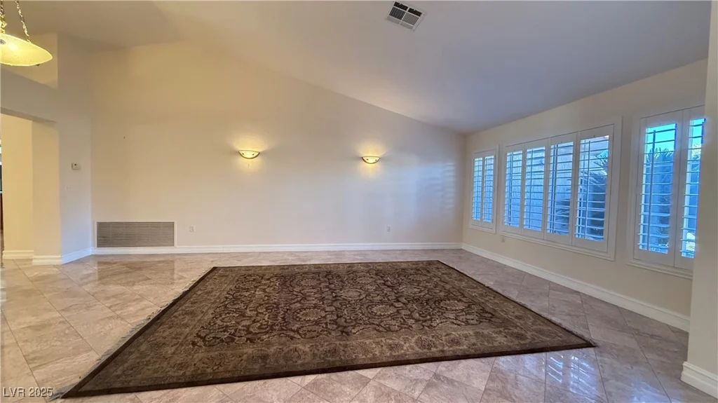 8821 Sandspring, Las Vegas, NV 89134
