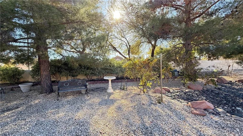8821 Sandspring, Las Vegas, NV 89134