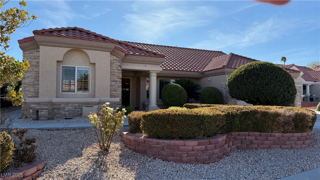 8821 Sandspring, Las Vegas, NV 89134