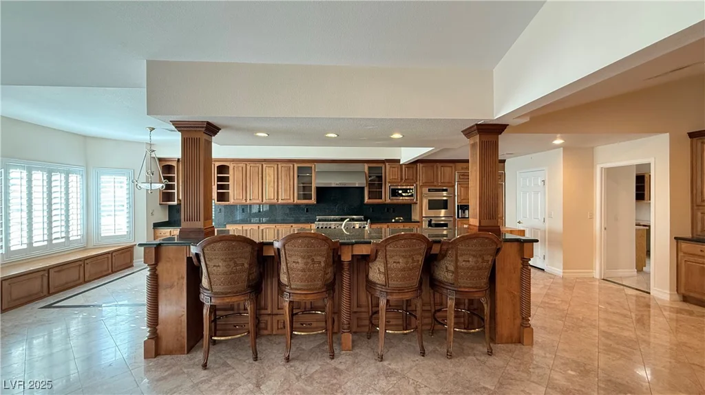8821 Sandspring, Las Vegas, NV 89134