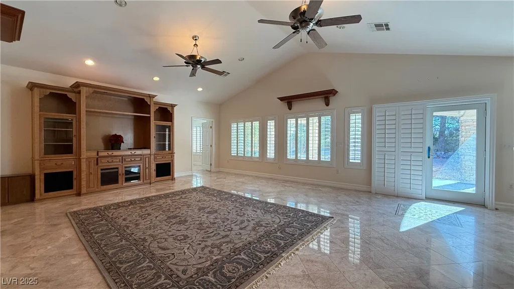 8821 Sandspring, Las Vegas, NV 89134