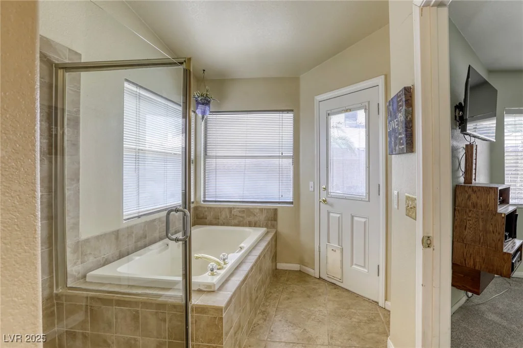2217 Riderwood, North Las Vegas, NV 89032