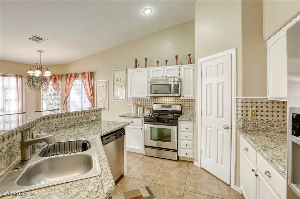 2217 Riderwood, North Las Vegas, NV 89032
