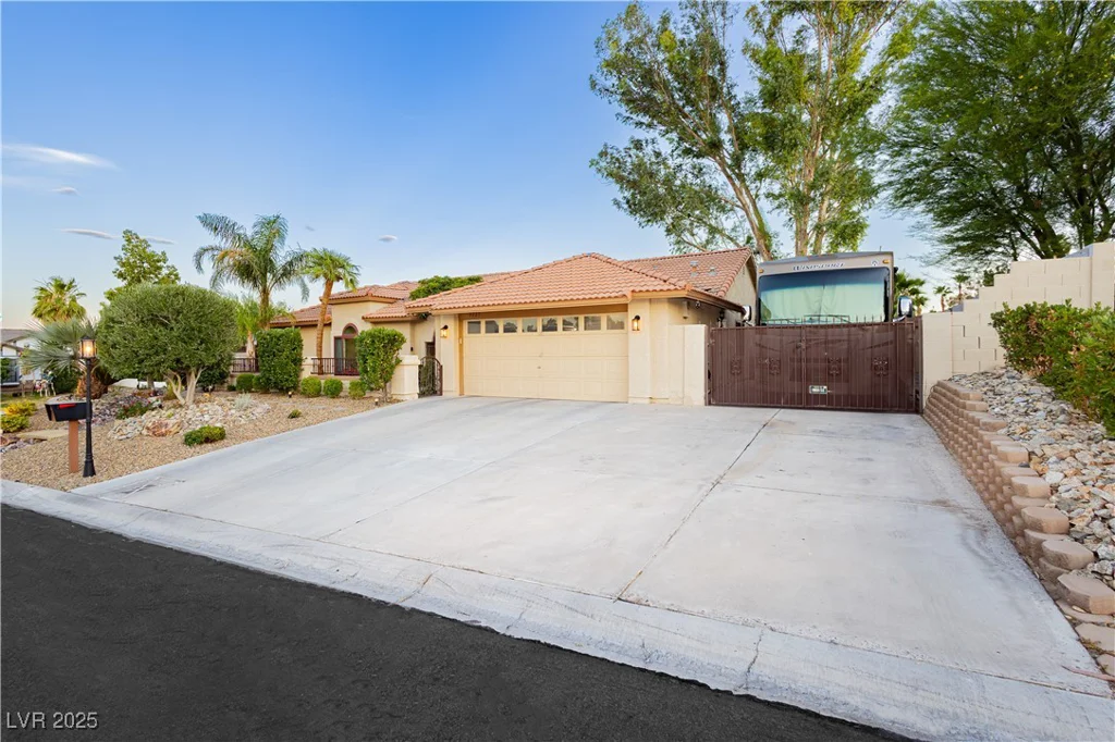 3227 Paintedhills, Las Vegas, NV 89120