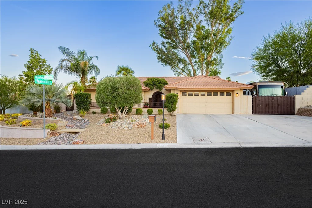 3227 Paintedhills, Las Vegas, NV 89120