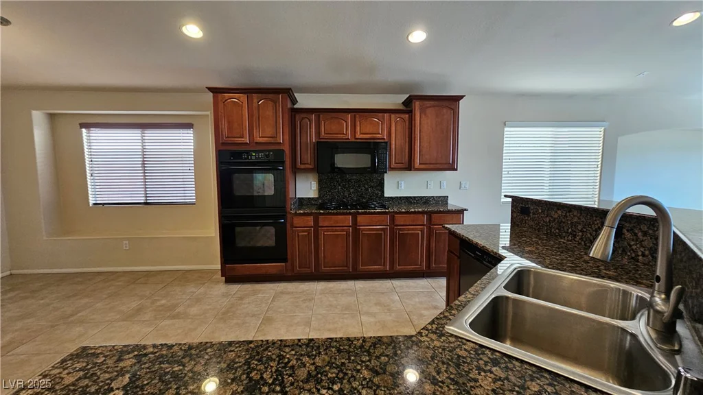 7868 Tolberts Mill, Las Vegas, NV 89131