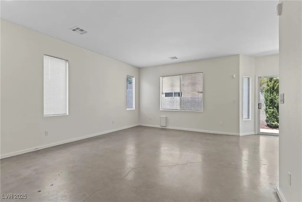 9420 Plover Falls, Las Vegas, NV 89149