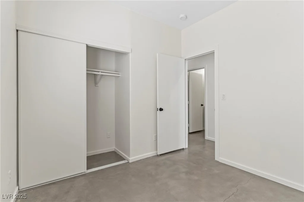 9420 Plover Falls, Las Vegas, NV 89149