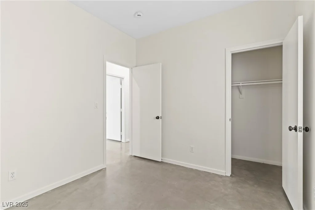 9420 Plover Falls, Las Vegas, NV 89149