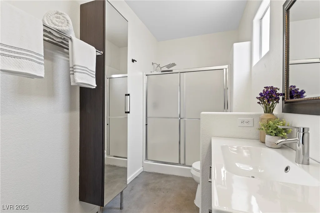 9420 Plover Falls, Las Vegas, NV 89149