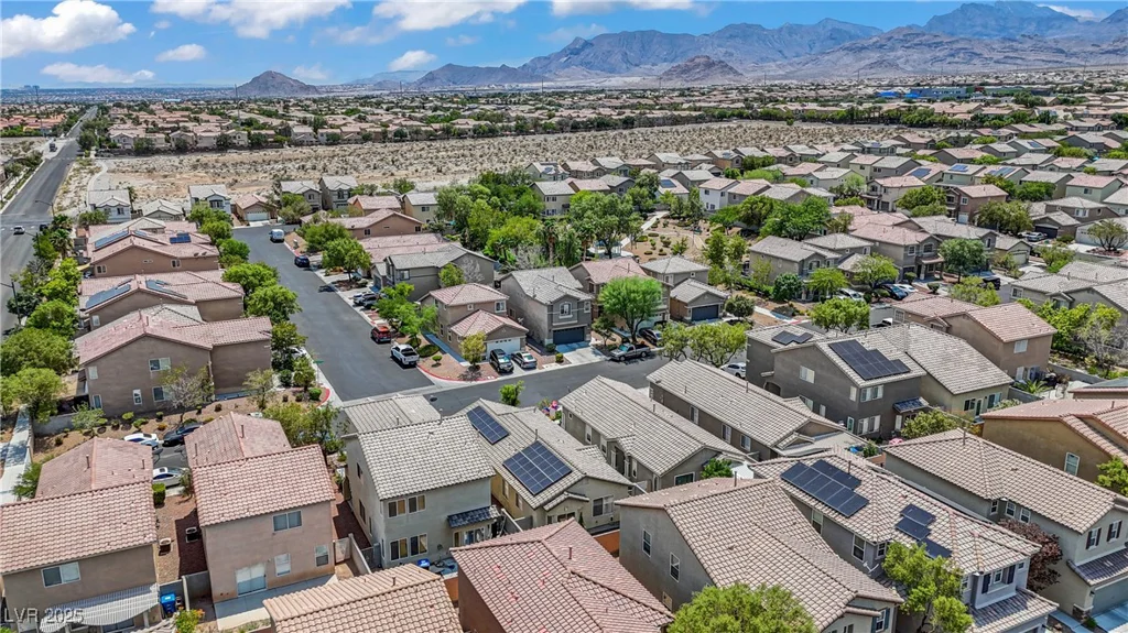 9420 Plover Falls, Las Vegas, NV 89149