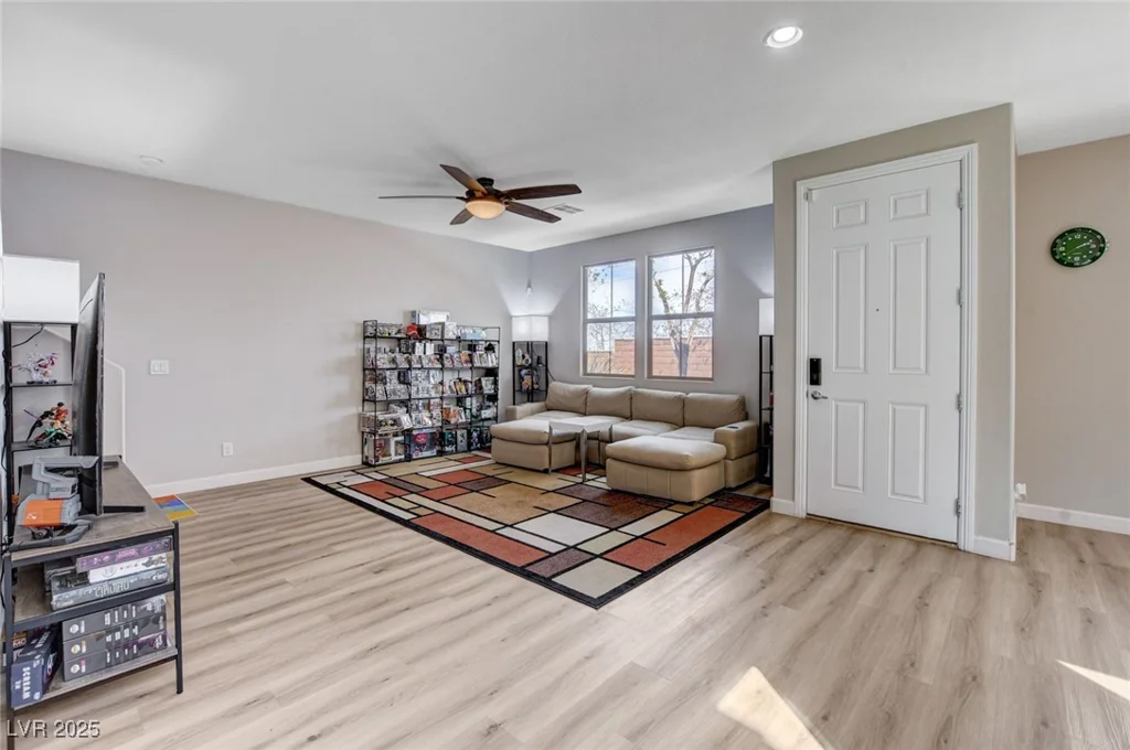 11036 Mount Hunter, Las Vegas, NV 89179