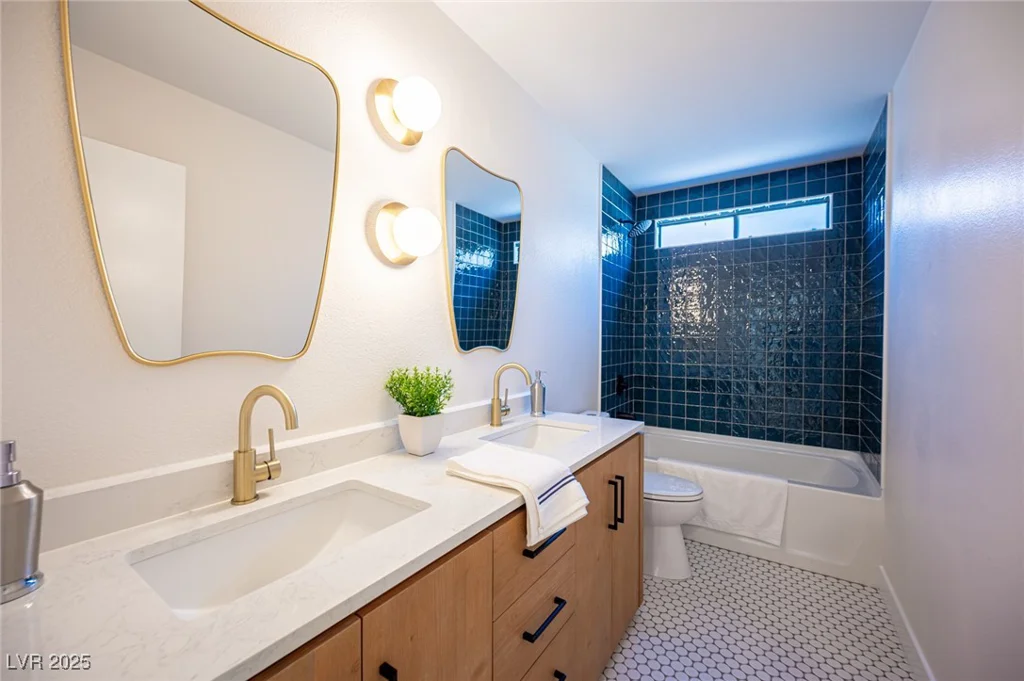 4594 Cabo, Las Vegas, NV 89121