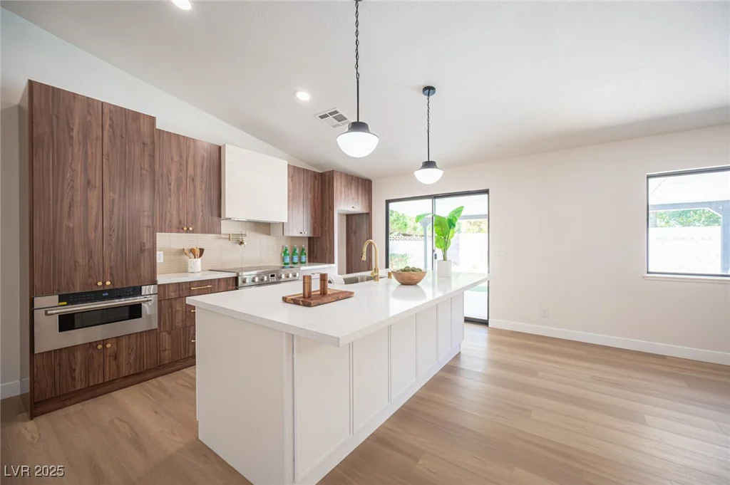 4594 Cabo, Las Vegas, NV 89121