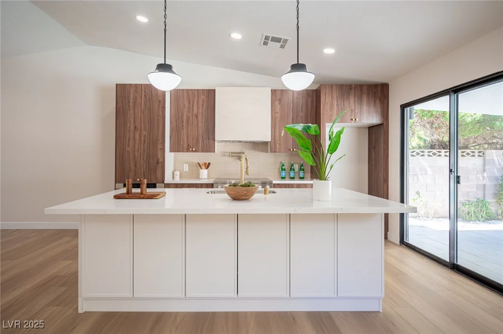 4594 Cabo, Las Vegas, NV 89121