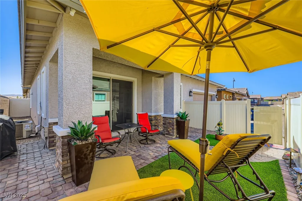 750 Agave Falls, Henderson, NV 89011