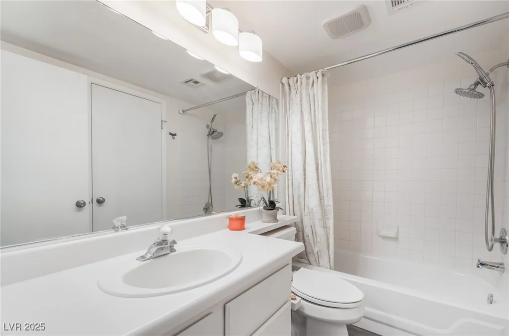 7048 Harbor View, Las Vegas, NV 89119