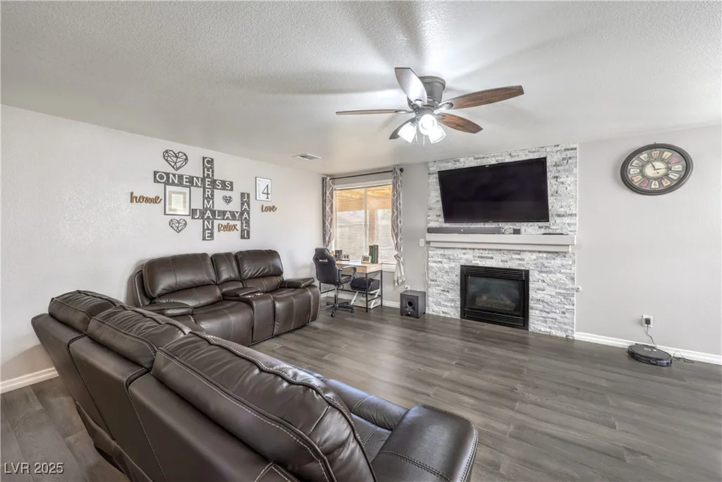 701 Tonin, North Las Vegas, NV 89031