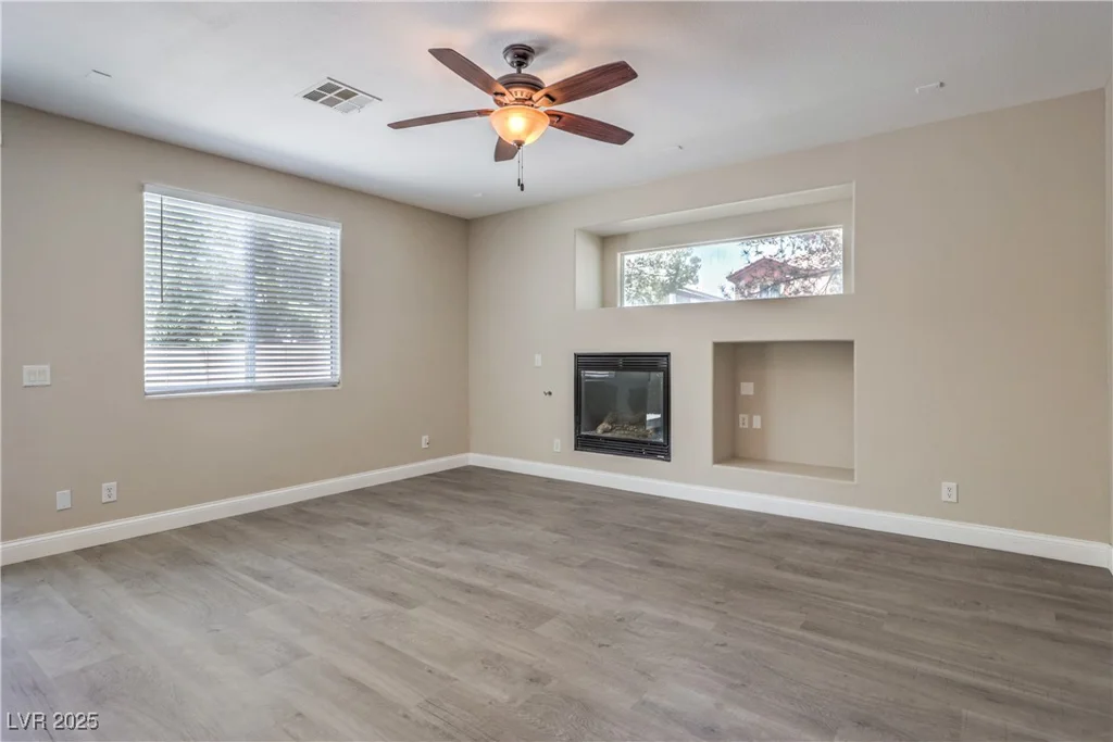 585 Foster Springs, Las Vegas, NV 89148