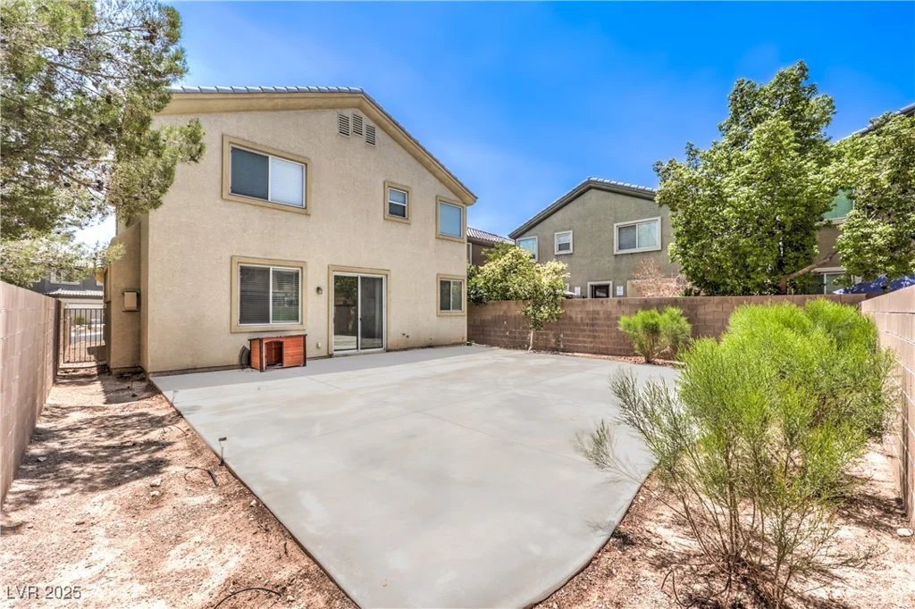 585 Foster Springs, Las Vegas, NV 89148