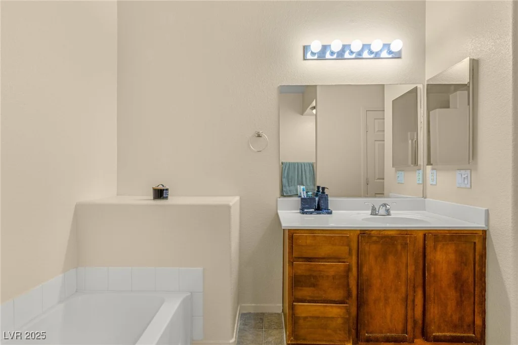 2291 Horizon Ridge, Henderson, NV 89052