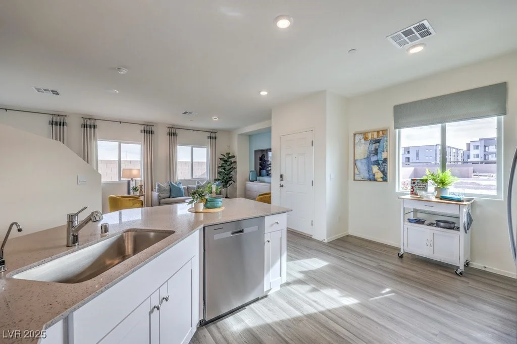 7955 Pandora Sky, North Las Vegas, NV 89084