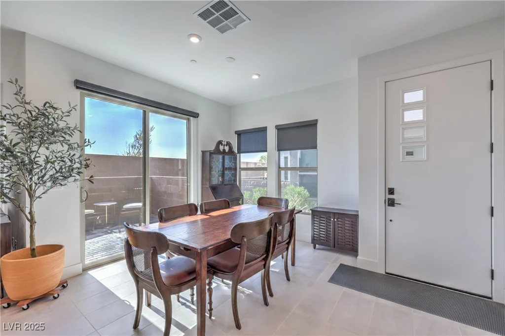 9881 Agate Creek, Las Vegas, NV 89141