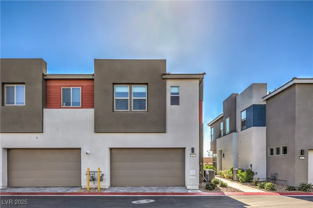 9881 Agate Creek, Las Vegas, NV 89141