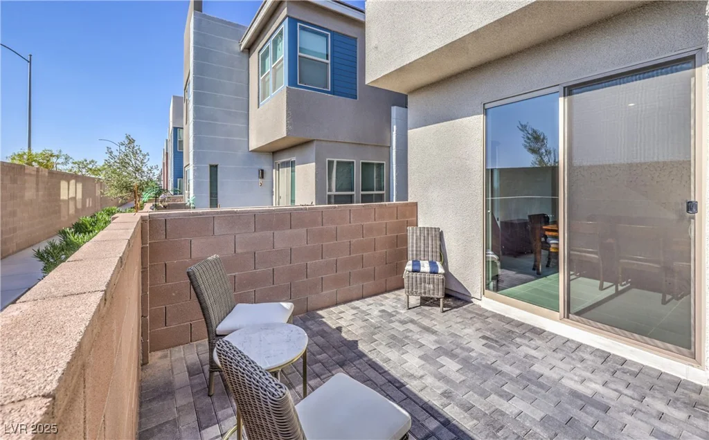9881 Agate Creek, Las Vegas, NV 89141