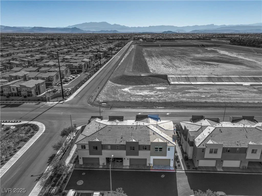 9881 Agate Creek, Las Vegas, NV 89141