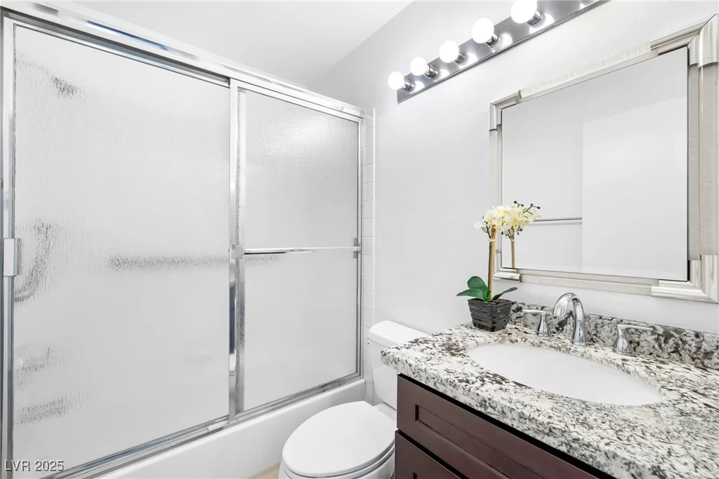 304 Desert Knolls, Henderson, NV 89014