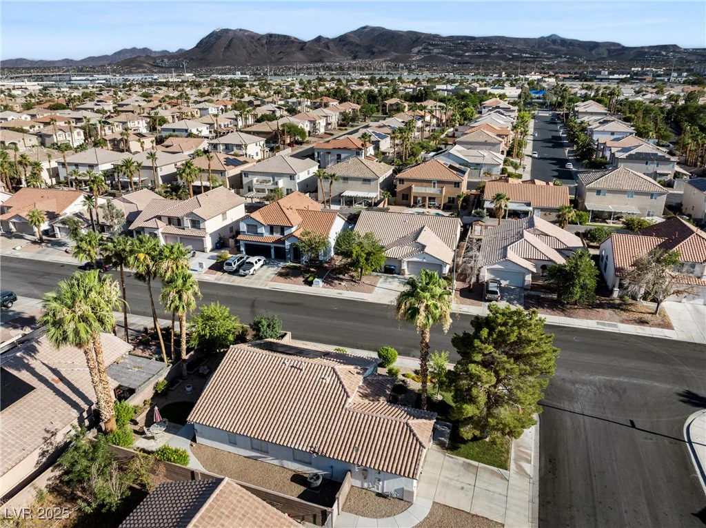 304 Desert Knolls, Henderson, NV 89014