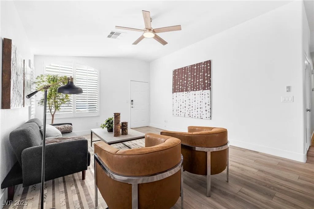 304 Desert Knolls, Henderson, NV 89014