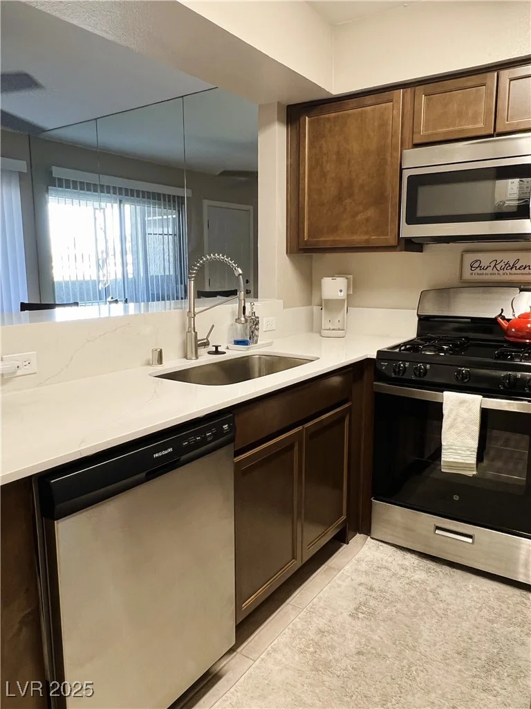 1420 Hialeah, Las Vegas, NV 89119