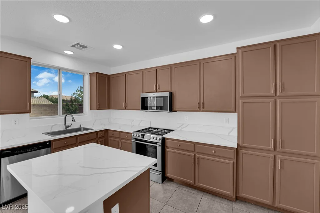 11010 Santorini, Las Vegas, NV 89141
