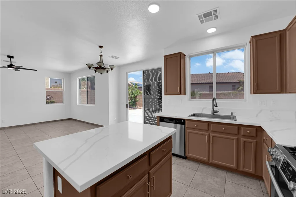 11010 Santorini, Las Vegas, NV 89141